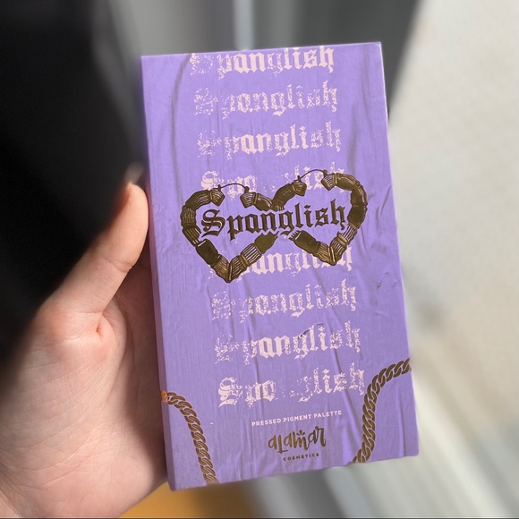 Alamar Cosmetics Spanglish Palette - Picture 3 of 4